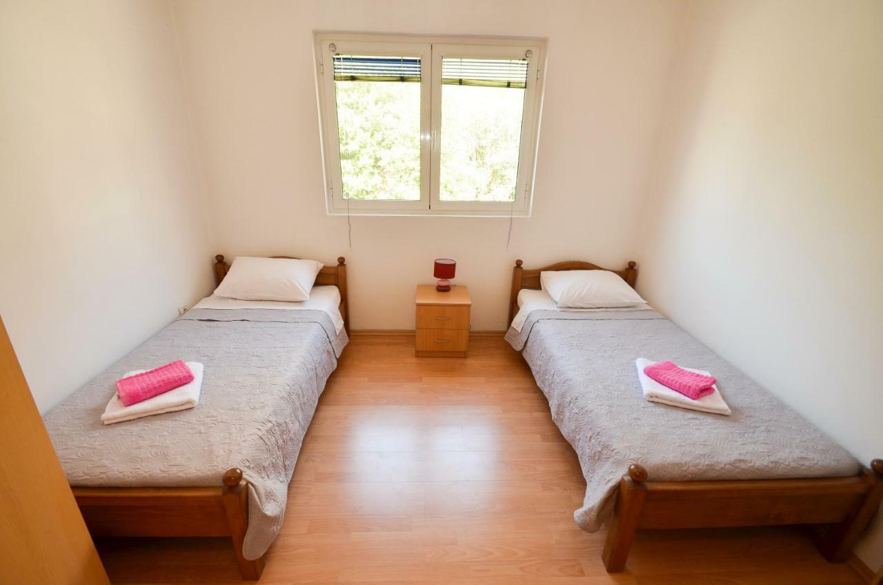 Apartment Barona Kotor Eksteriør bilde