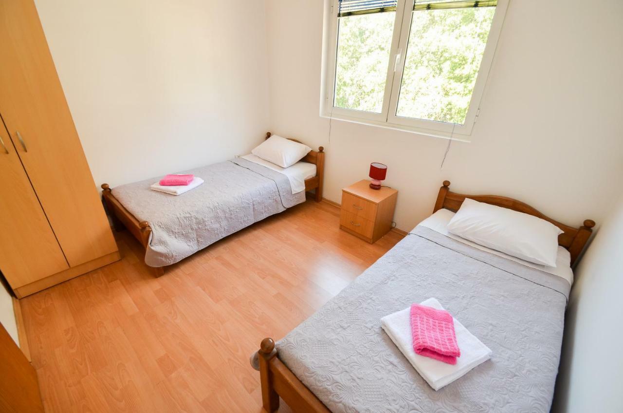 Apartment Barona Kotor Eksteriør bilde